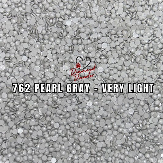 Diamond Dander: 762 Pearl Gray - Very Light -  Round Drill