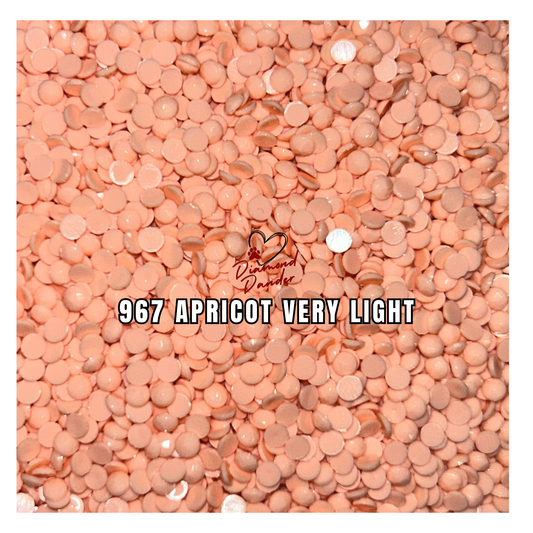Diamond Dander: 967 Apricot Very Light - Round Drill
