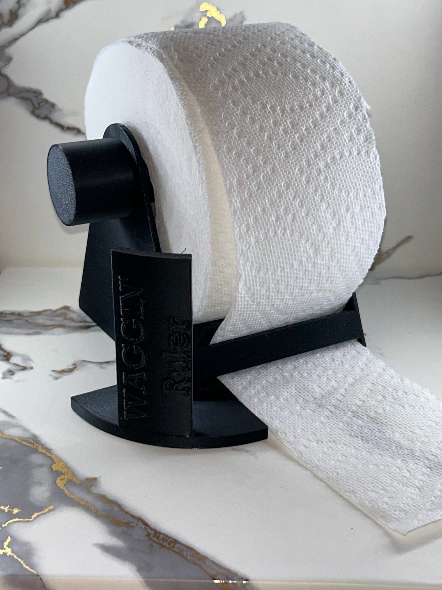 The Wipe Waggin’ – The PAWfect Paper Towel Holder for Crafters